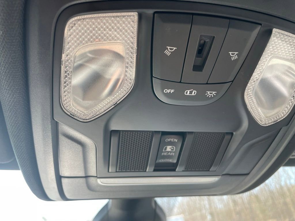 Used 2021 RAM 1500 Big Horn AWD/4WD image 17