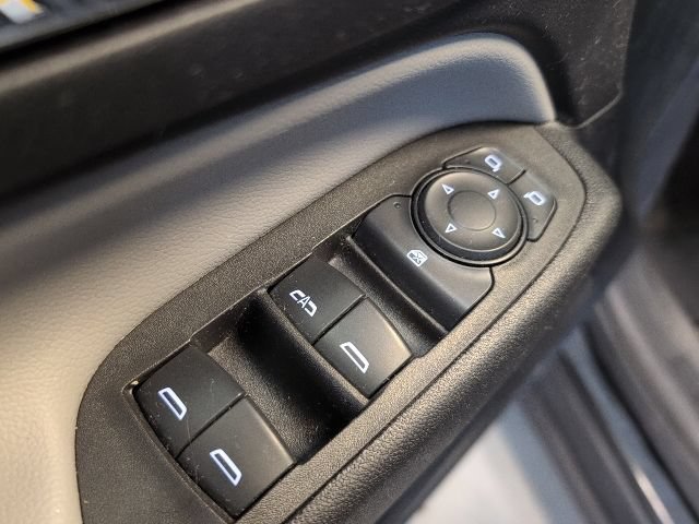 Certified 2023 Chevrolet Equinox LT AWD/4WD image 16