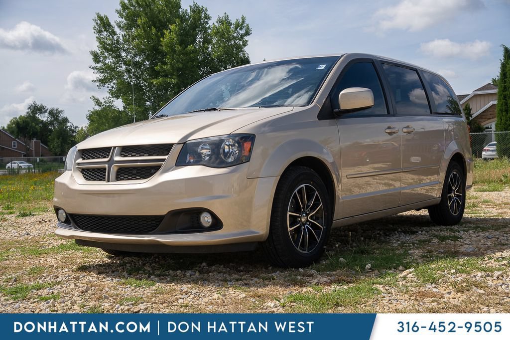 Used 2016 Dodge Grand Caravan R/T FWD video 1