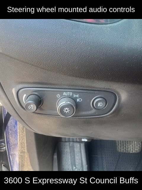 Used 2020 Chevrolet Equinox LT FWD image 17