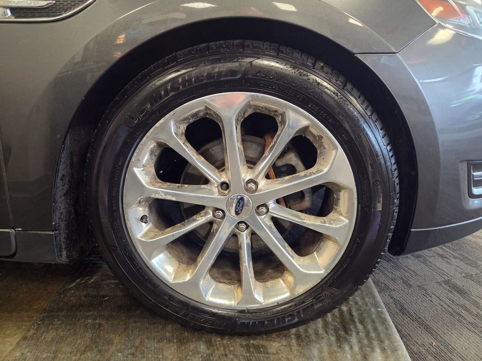 Used 2016 Ford Taurus Limited w/ Equipment Group 301A image 75