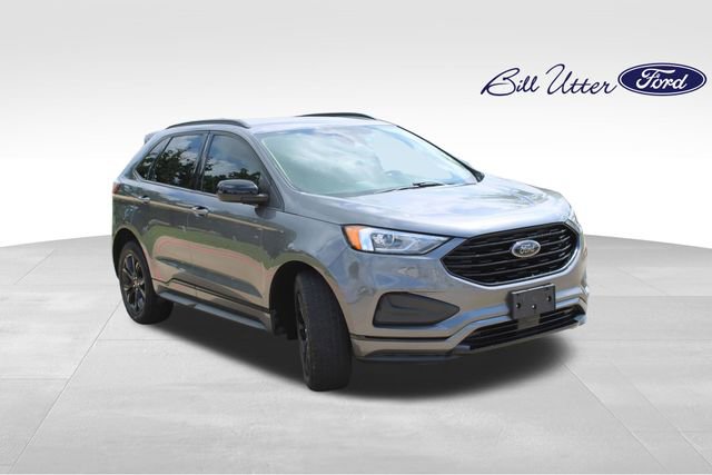 Certified 2022 Ford Edge SE w/ Black Appearance Package AWD/4WD image 3