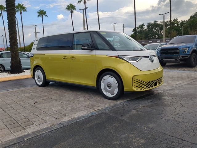 New 2025 Volkswagen ID. Buzz 1st Edition image 2