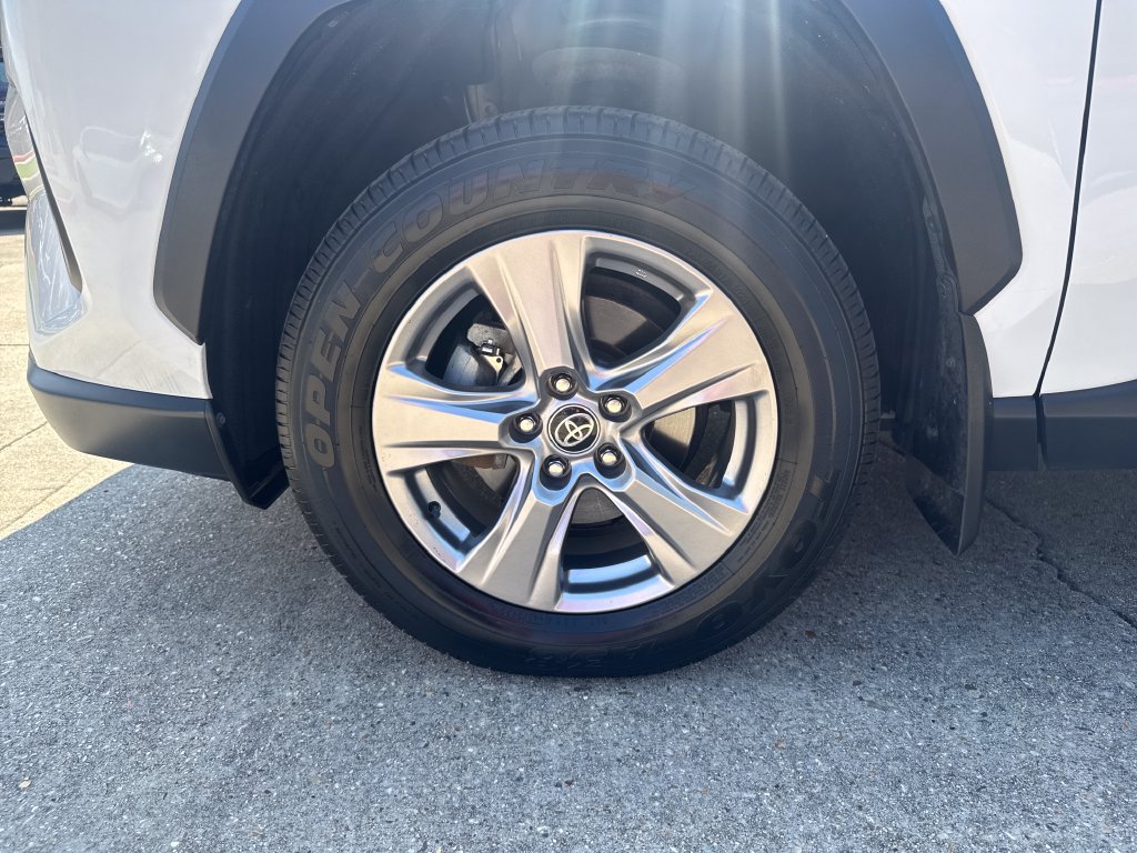 Used 2023 Toyota RAV4 XLE w/ Convenience Package FWD image 34