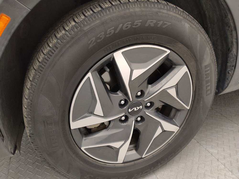 Used 2022 Kia Sorento S FWD image 31