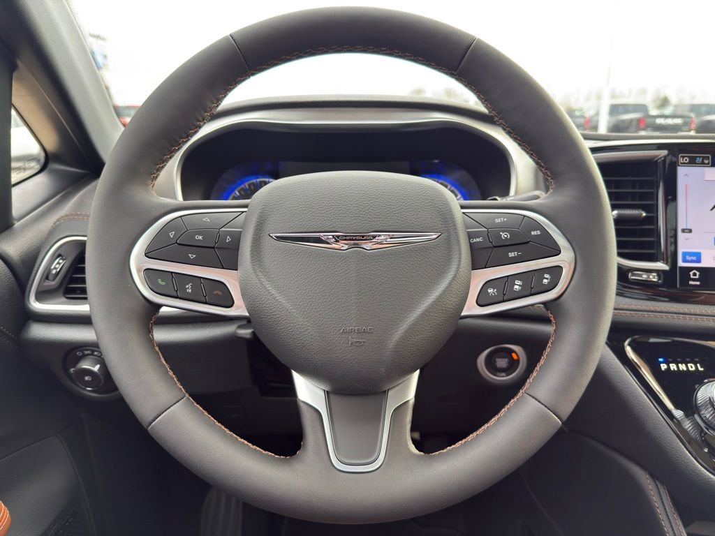 New 2026 Chrysler Pacifica Pinnacle image 21