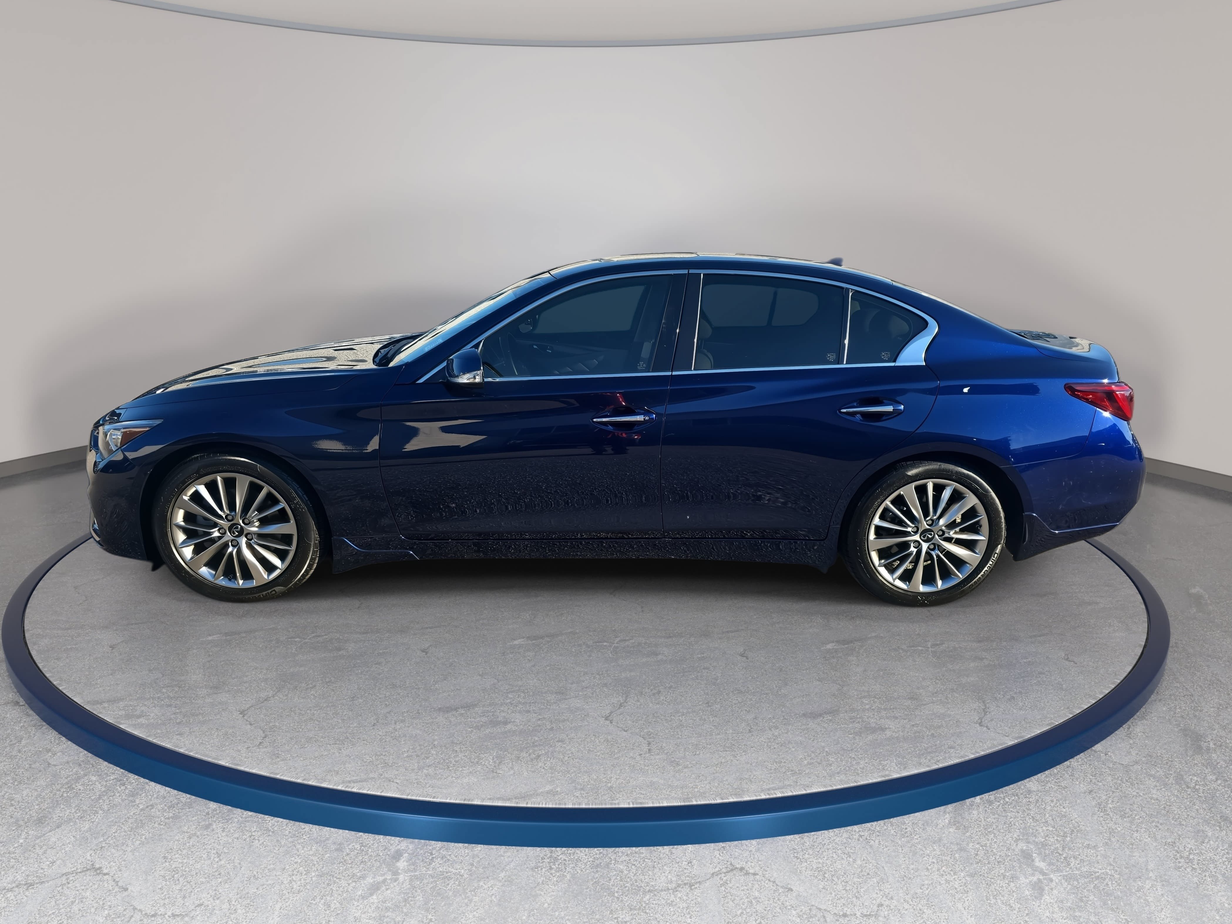 Used 2023 INFINITI Q50 Luxe w/ Cargo Package RWD image 8