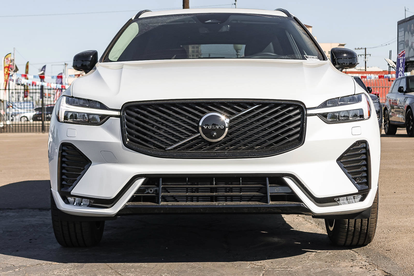 New 2026 Volvo XC60 B5 Plus w/ Climate Package AWD/4WD image 2