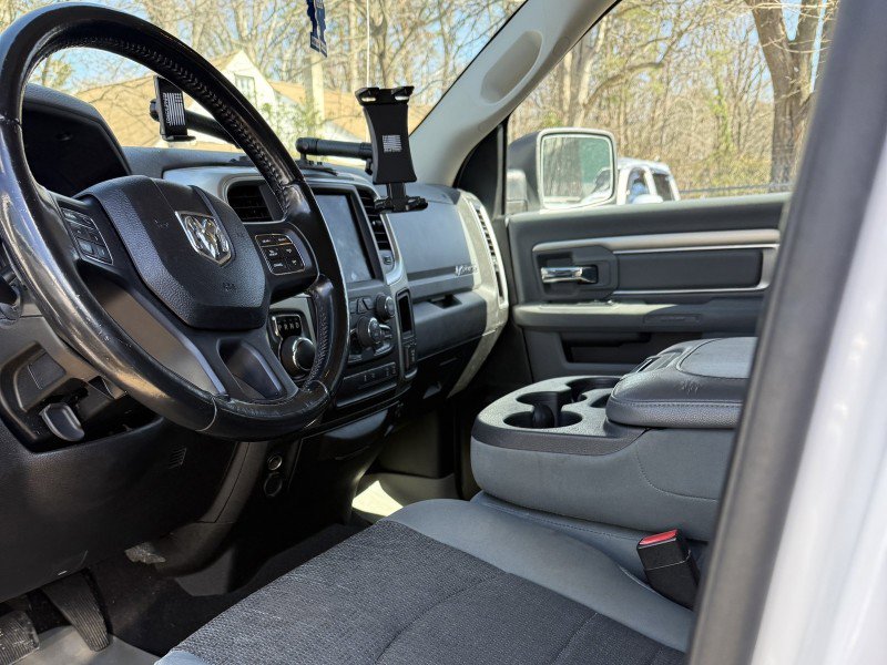Used 2019 RAM 1500 Big Horn image 18