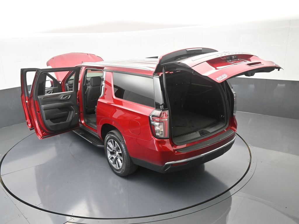 Used 2024 Chevrolet Suburban LT image 71