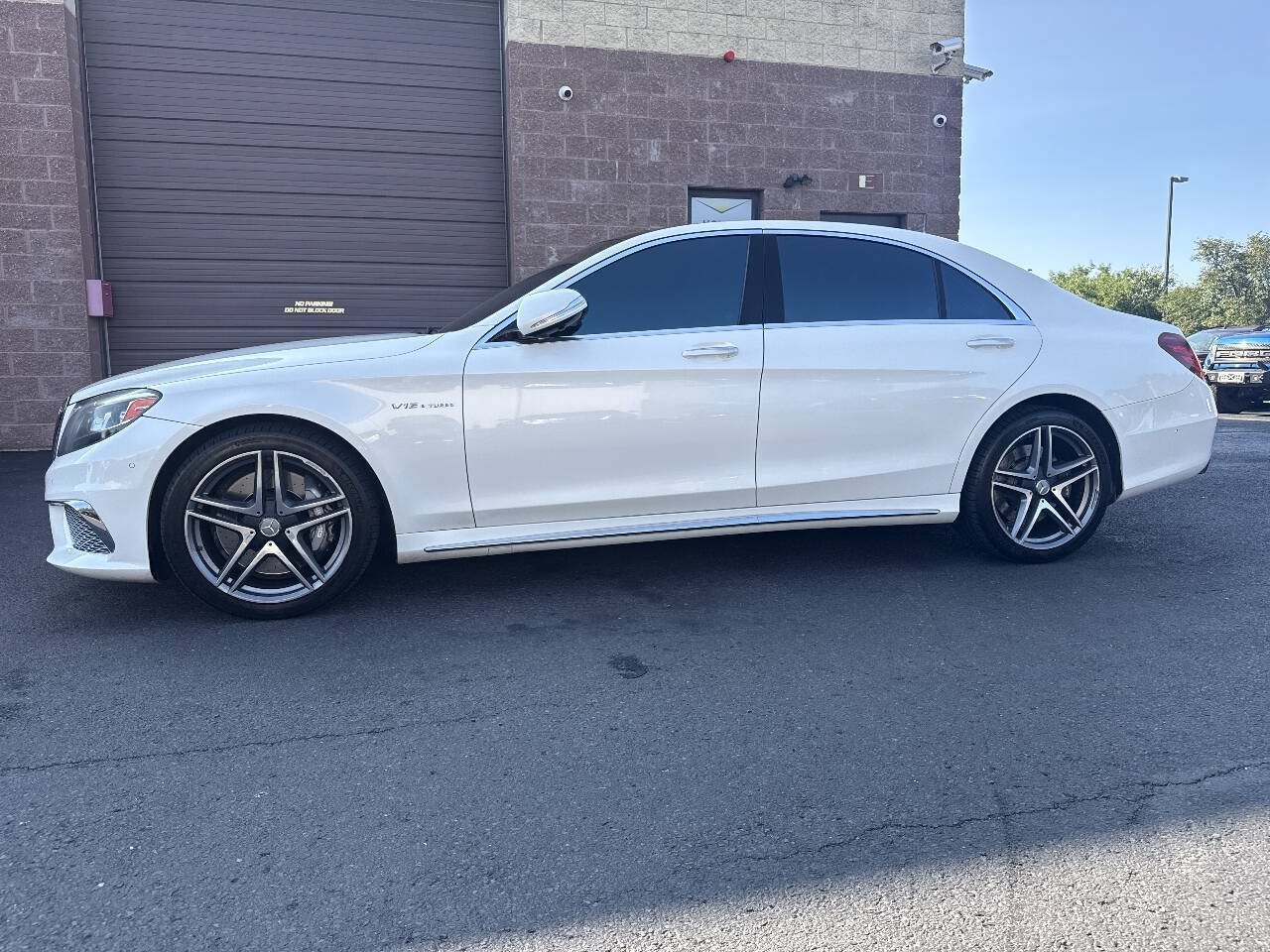 Used 2015 Mercedes-Benz S 65 AMG Sedan image 2