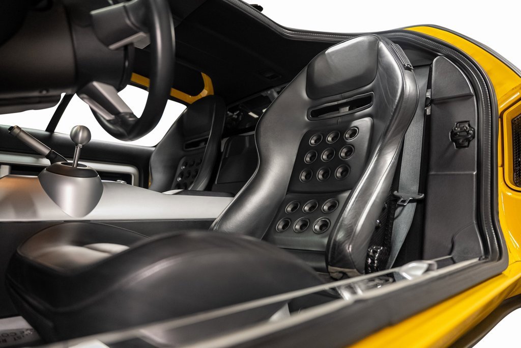 Used 2005 Ford GT image 38