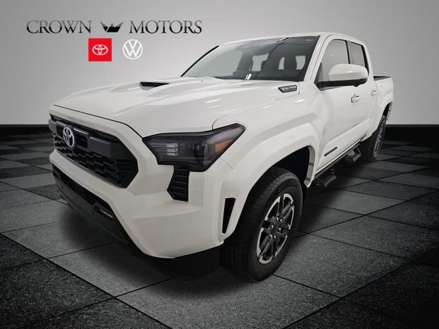 Used 2024 Toyota Tacoma TRD Sport image 3