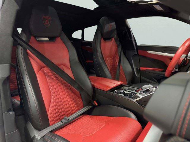 Used 2019 Lamborghini Urus AWD/4WD image 73