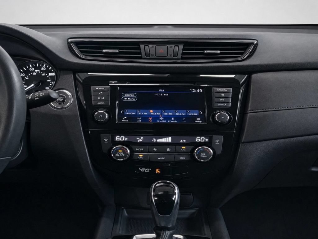 Used 2020 Nissan Rogue SV AWD/4WD image 28
