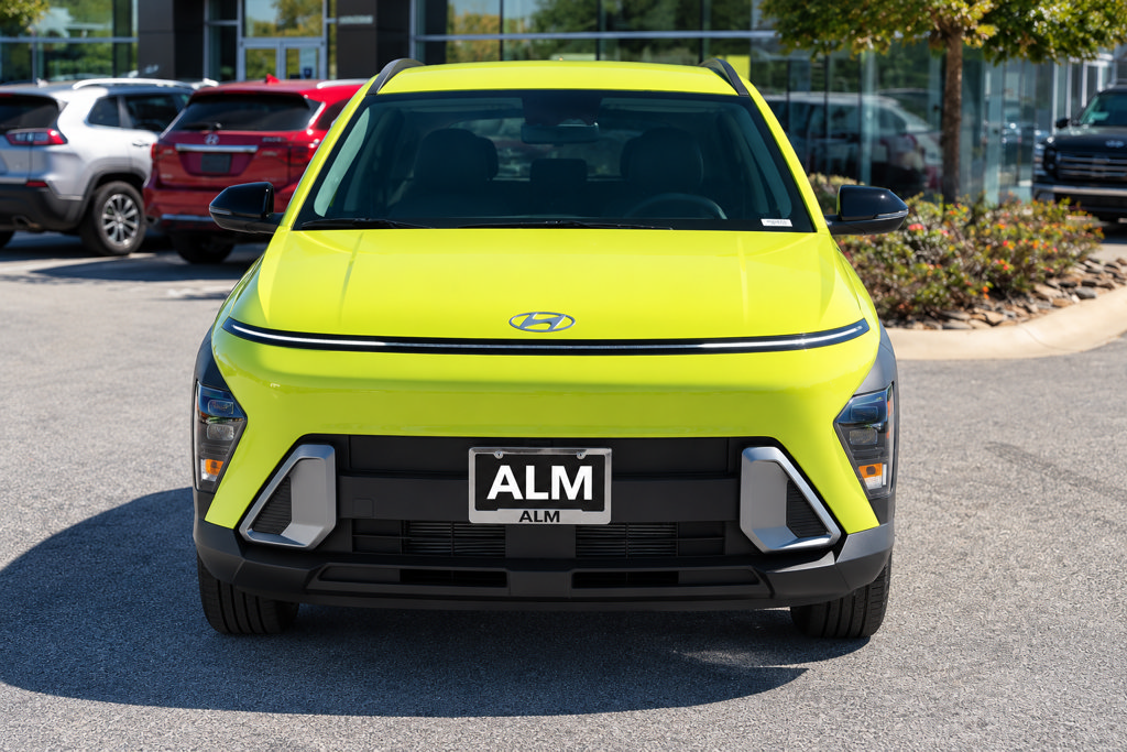 New 2027 Hyundai Kona SEL Sport FWD image 2
