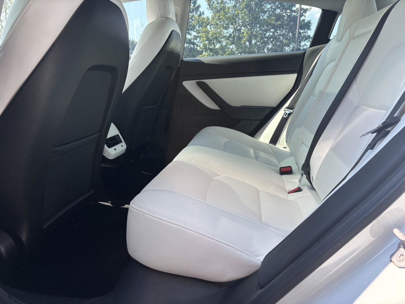 Used 2020 Tesla Model 3 Performance AWD/4WD image 23