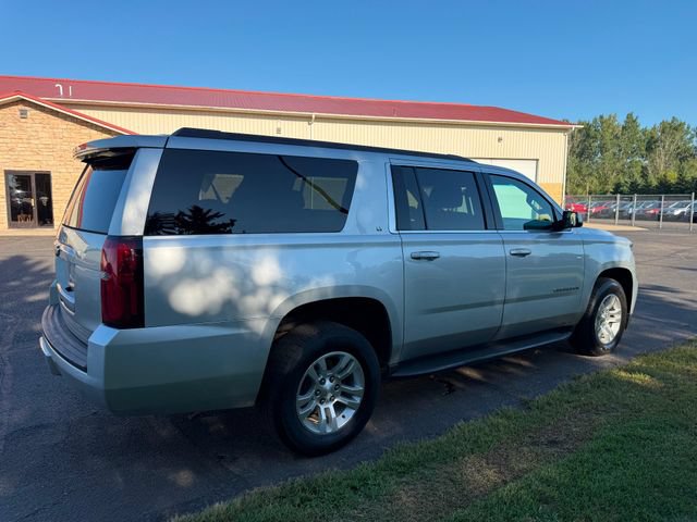 Used 2020 Chevrolet Suburban LT AWD/4WD image 4
