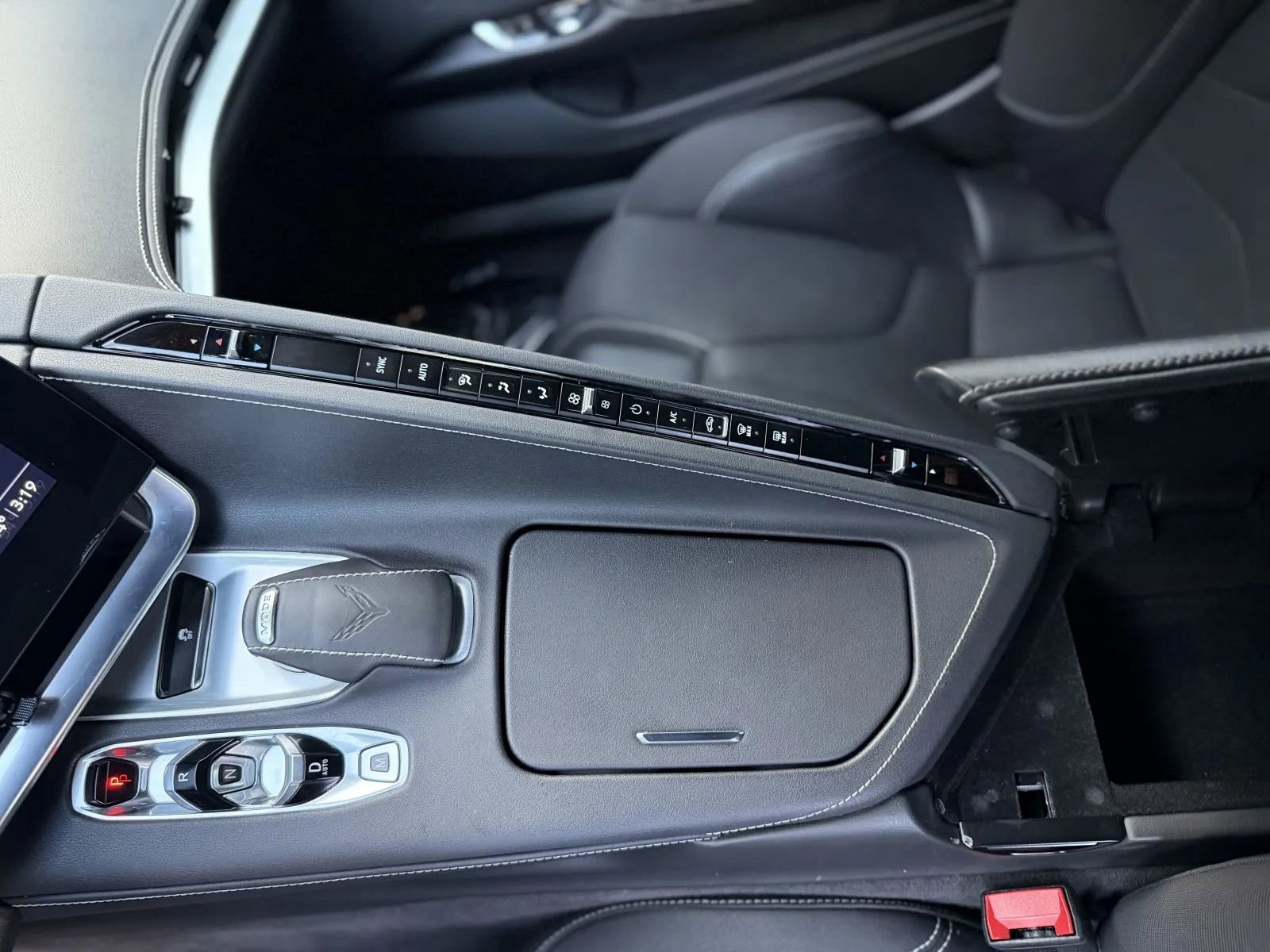 Used 2023 Chevrolet Corvette Stingray w/ Z51 Performance Package image 38