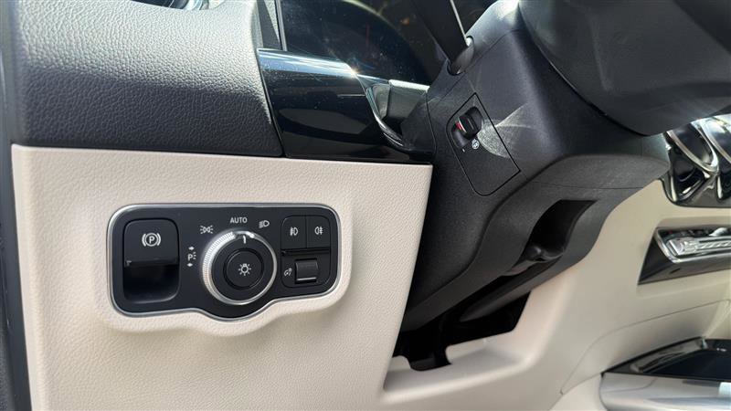 Used 2021 Mercedes-Benz GLA 250 4MATIC image 16