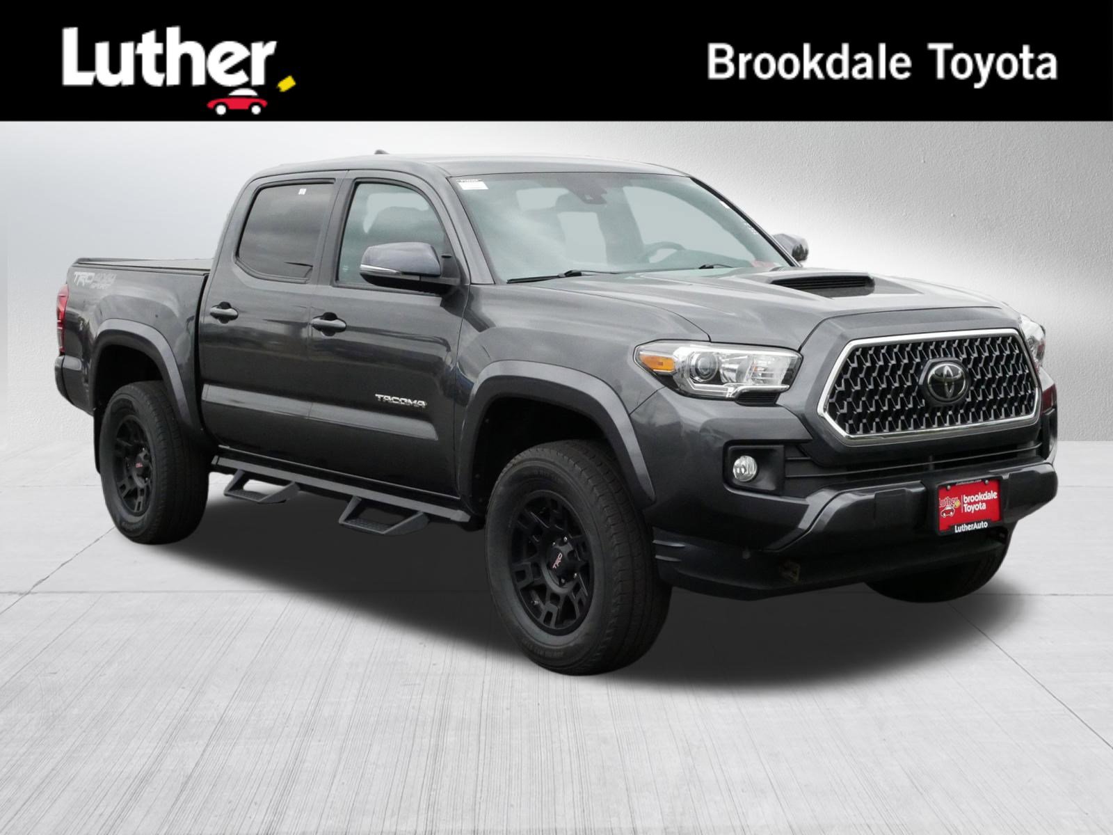 Used 2019 Toyota Tacoma TRD Sport AWD/4WD image 1