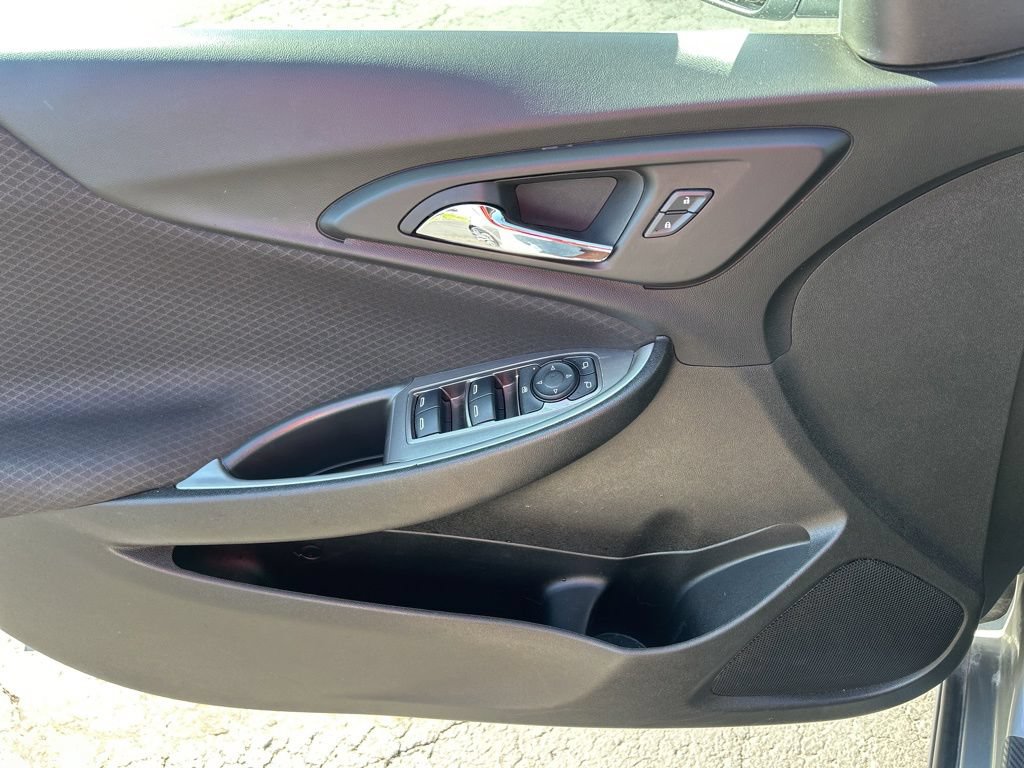 Used 2024 Chevrolet Malibu RS FWD image 25