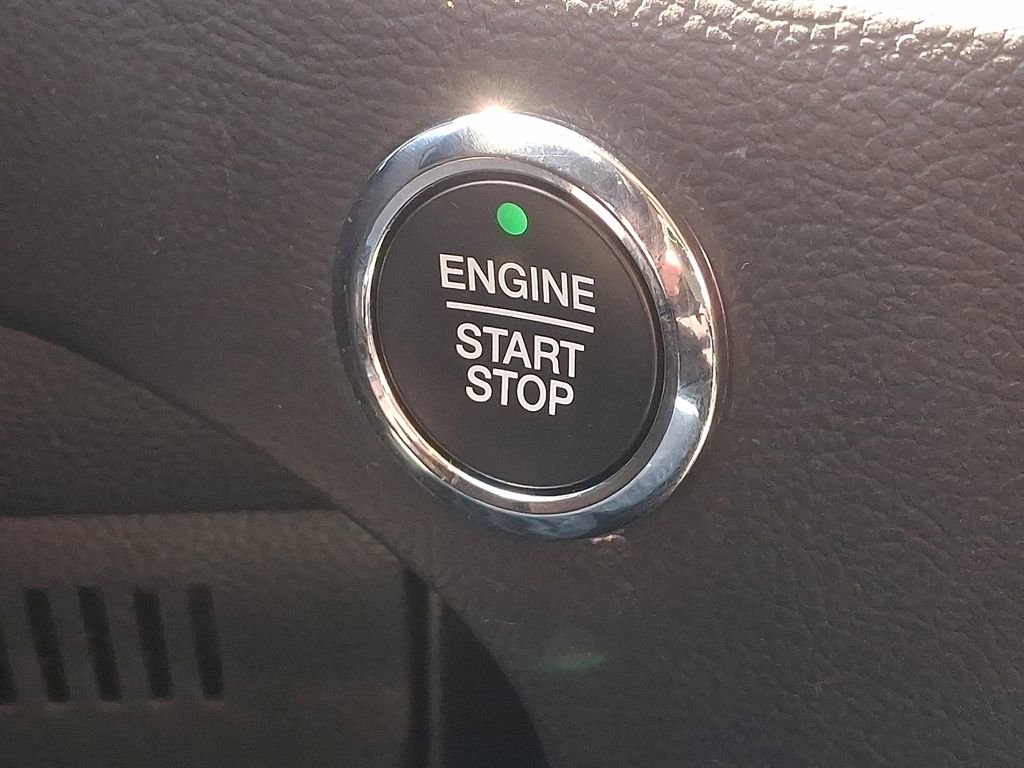 Used 2023 Ford Edge SEL image 24