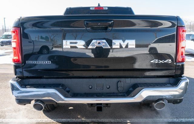 New 2026 RAM 1500 4x4 Crew Cab image 6