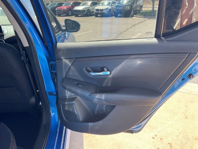 Used 2020 Nissan Sentra SR w/ Electronics Package FWD image 24