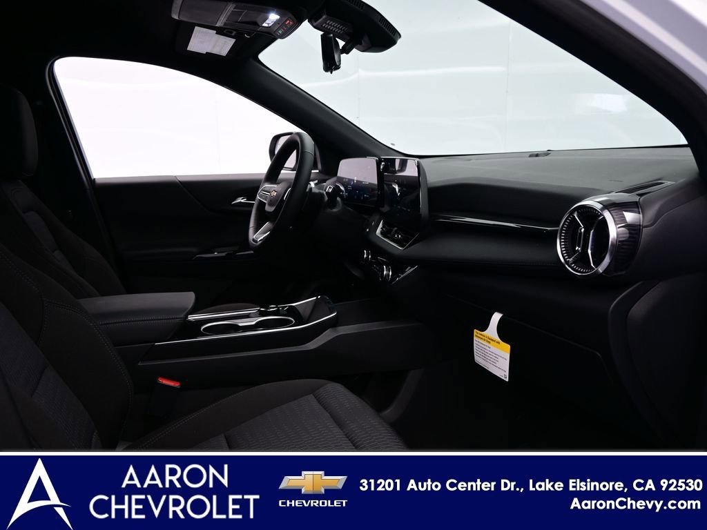 New 2026 Chevrolet Equinox LT w/ Safety and Technology Package AWD/4WD image 9