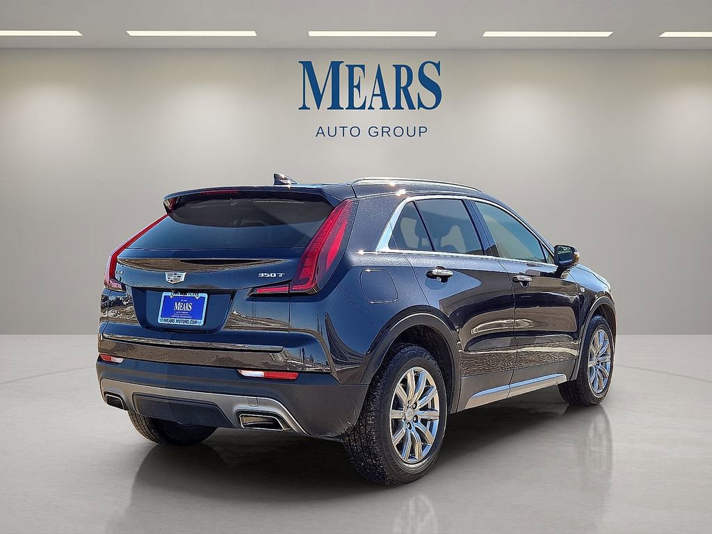 Used 2023 Cadillac XT4 Premium Luxury image 5
