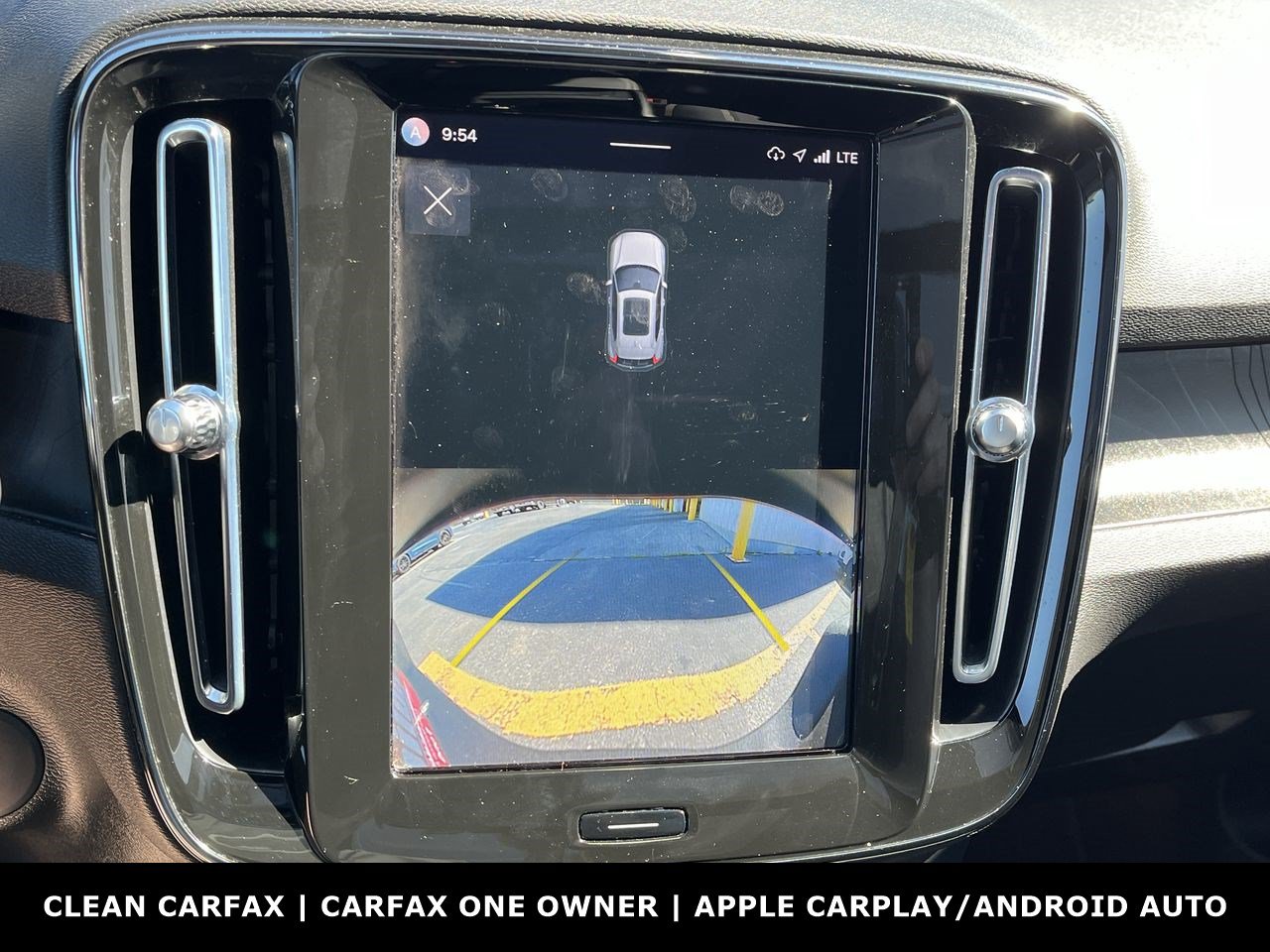 Used 2023 Volvo XC40 Recharge Plus AWD/4WD image 6