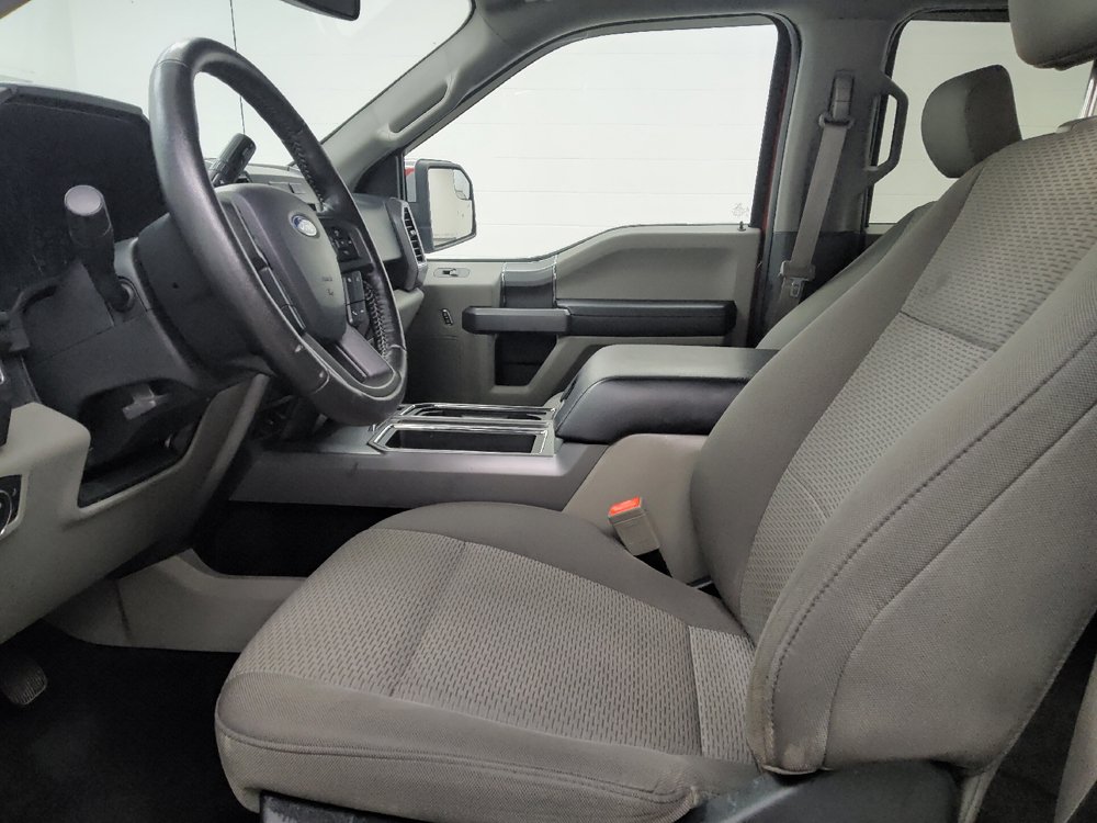 Used 2019 Ford F150 XLT w/ Equipment Group 302A Luxury AWD/4WD image 17