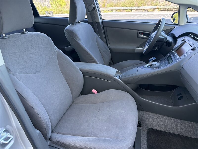 Used 2010 Toyota Prius Five FWD image 15