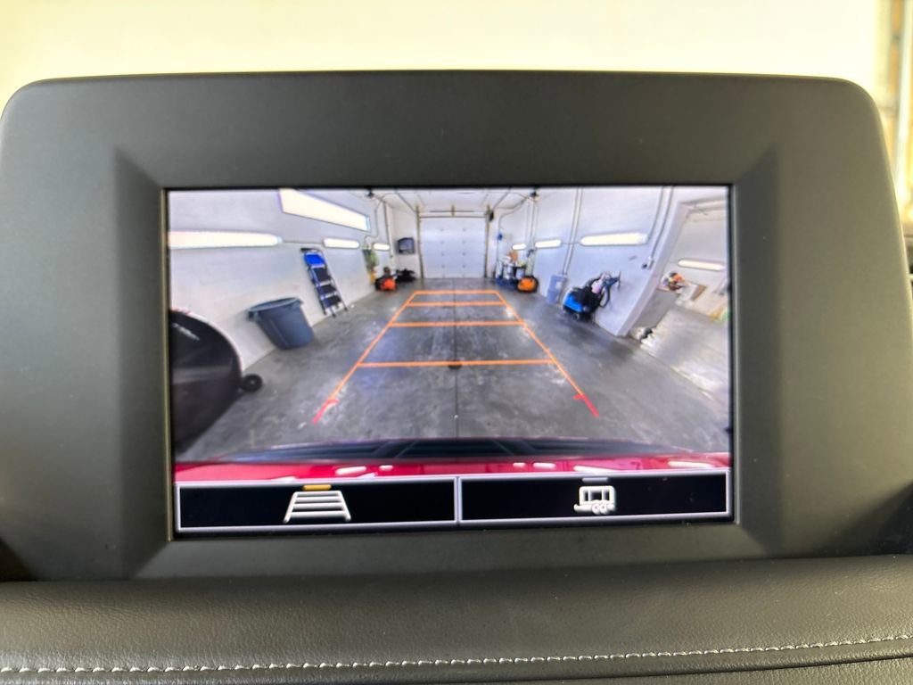 Used 2023 Chevrolet Tahoe LS image 33