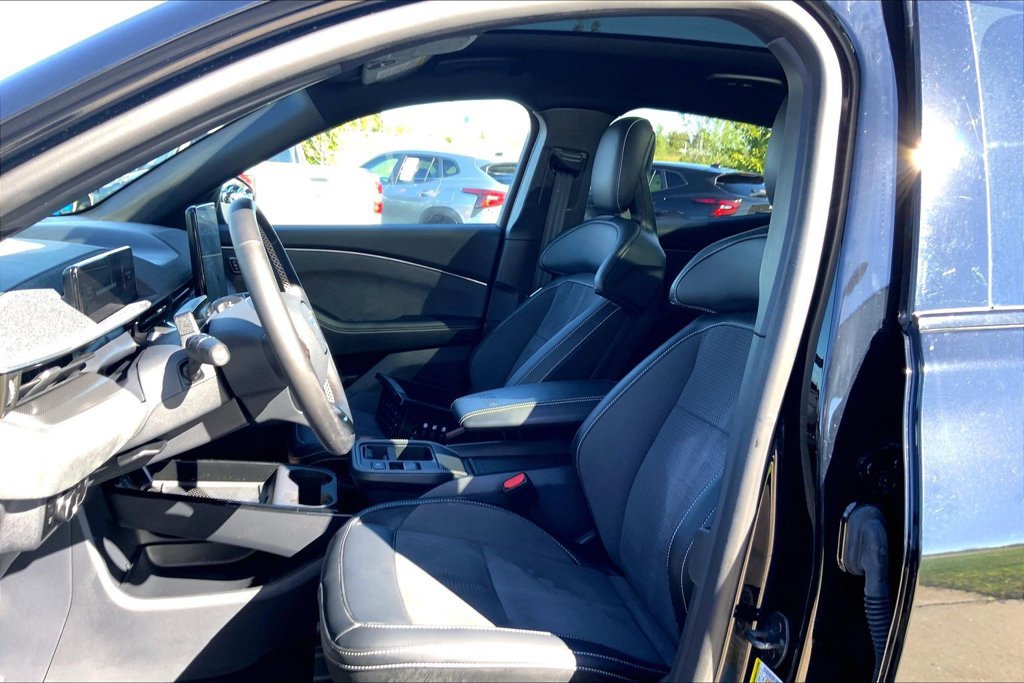 Used 2025 Ford Mustang Mach-E GT AWD/4WD image 9