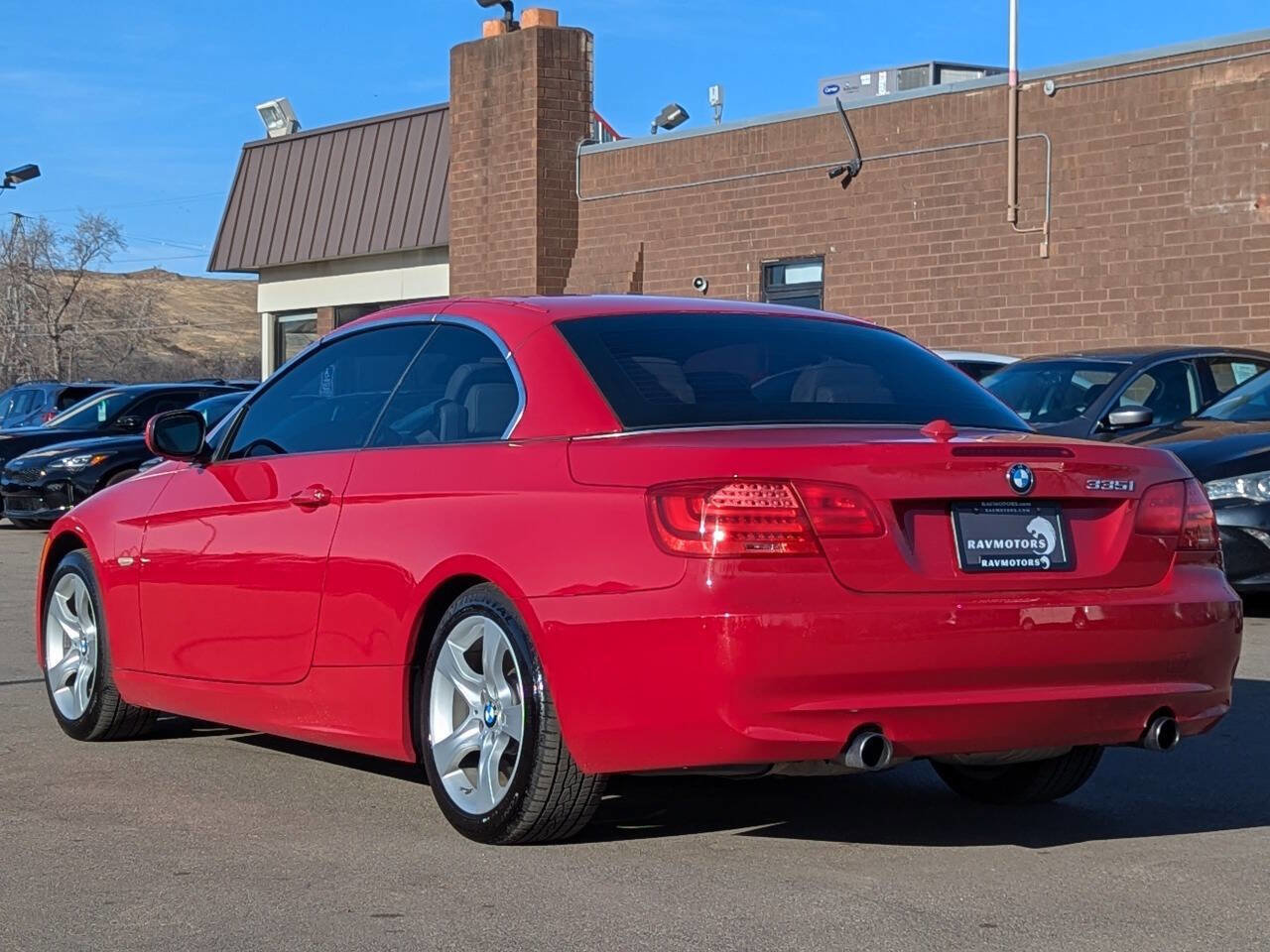 Used 2011 BMW 335i Convertible RWD image 24
