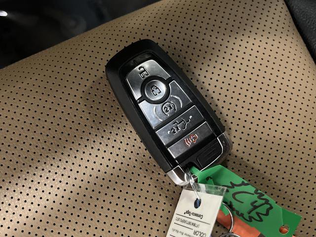 Used 2024 Ford F350 Lariat image 29