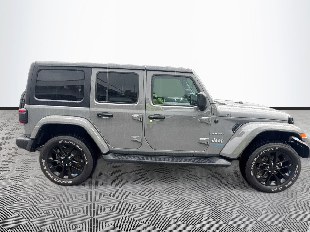 Certified 2023 Jeep Wrangler Unlimited Sahara AWD/4WD image 5