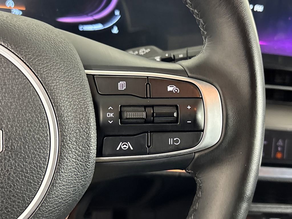 Certified 2025 Kia Sportage EX image 15