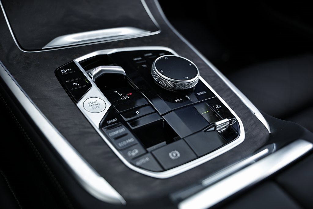 New 2026 BMW X7 xDrive40i w/ Premium Package image 38
