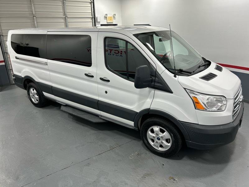 Used 2018 Ford Transit 350 XLT RWD image 7