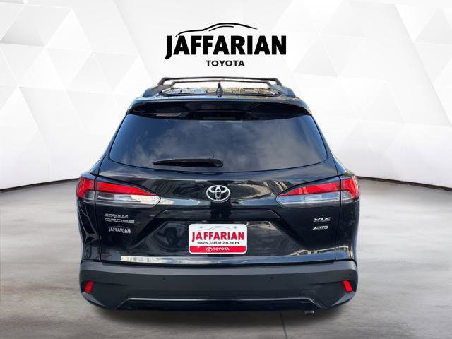 Certified 2022 Toyota Corolla Cross XLE image 7