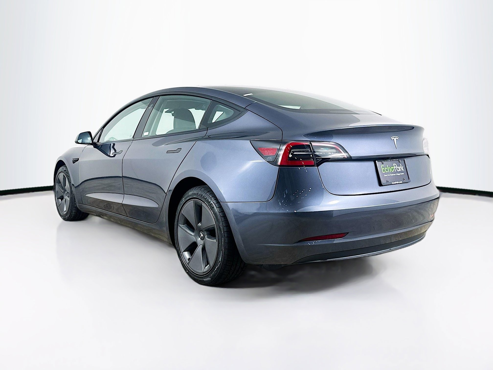 Used 2023 Tesla Model 3 Standard Range image 5