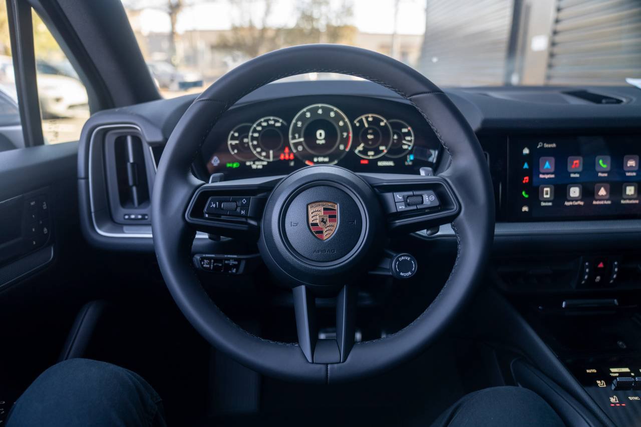 New 2026 Porsche Cayenne S AWD/4WD image 13
