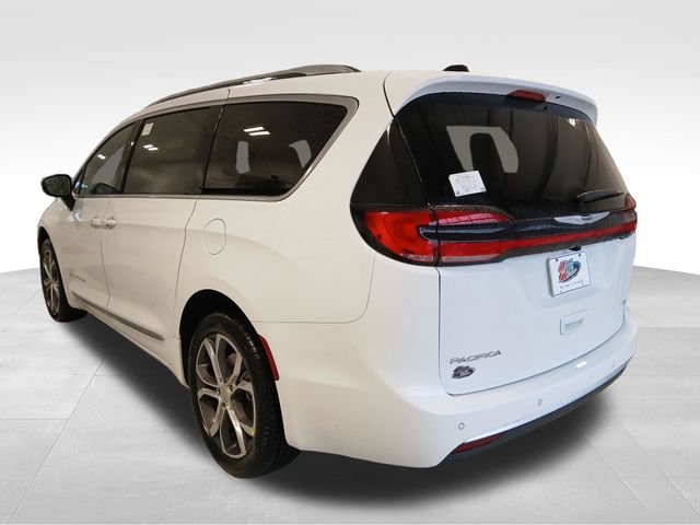 New 2026 Chrysler Pacifica Pinnacle AWD/4WD image 3