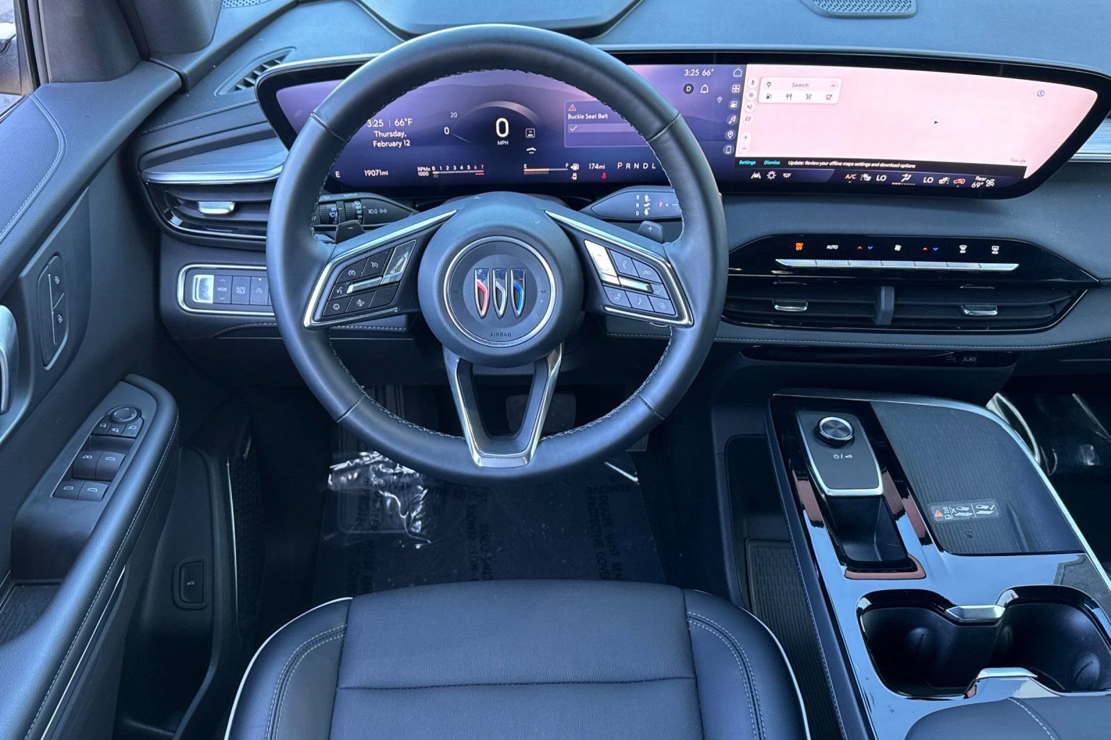 Used 2025 Buick Enclave Preferred image 15