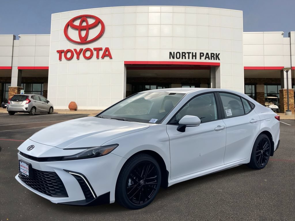 New 2026 Toyota Camry SE w/ Convenience Package FWD image 1