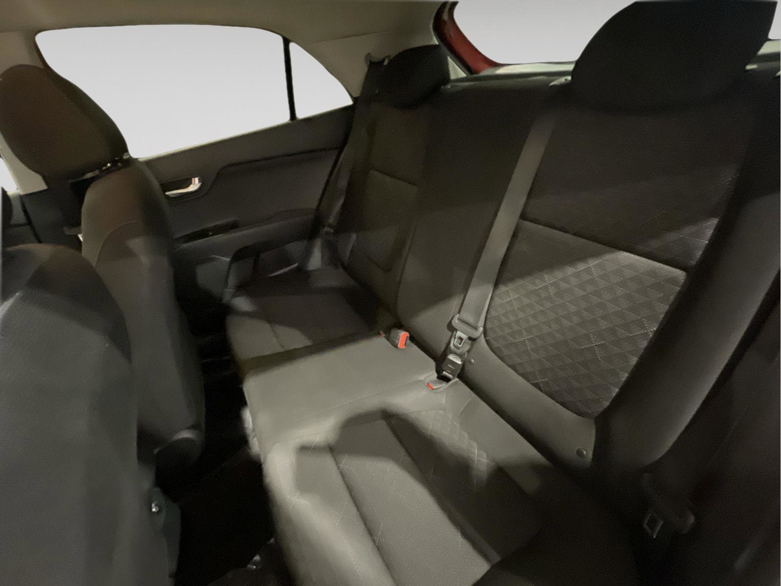 Used 2021 Kia Rio S w/ Technology Package image 18