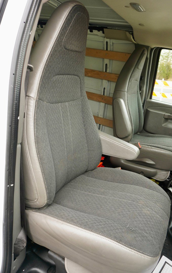 Used 2019 Chevrolet Express 2500 w/ Driver Convenience Package image 17